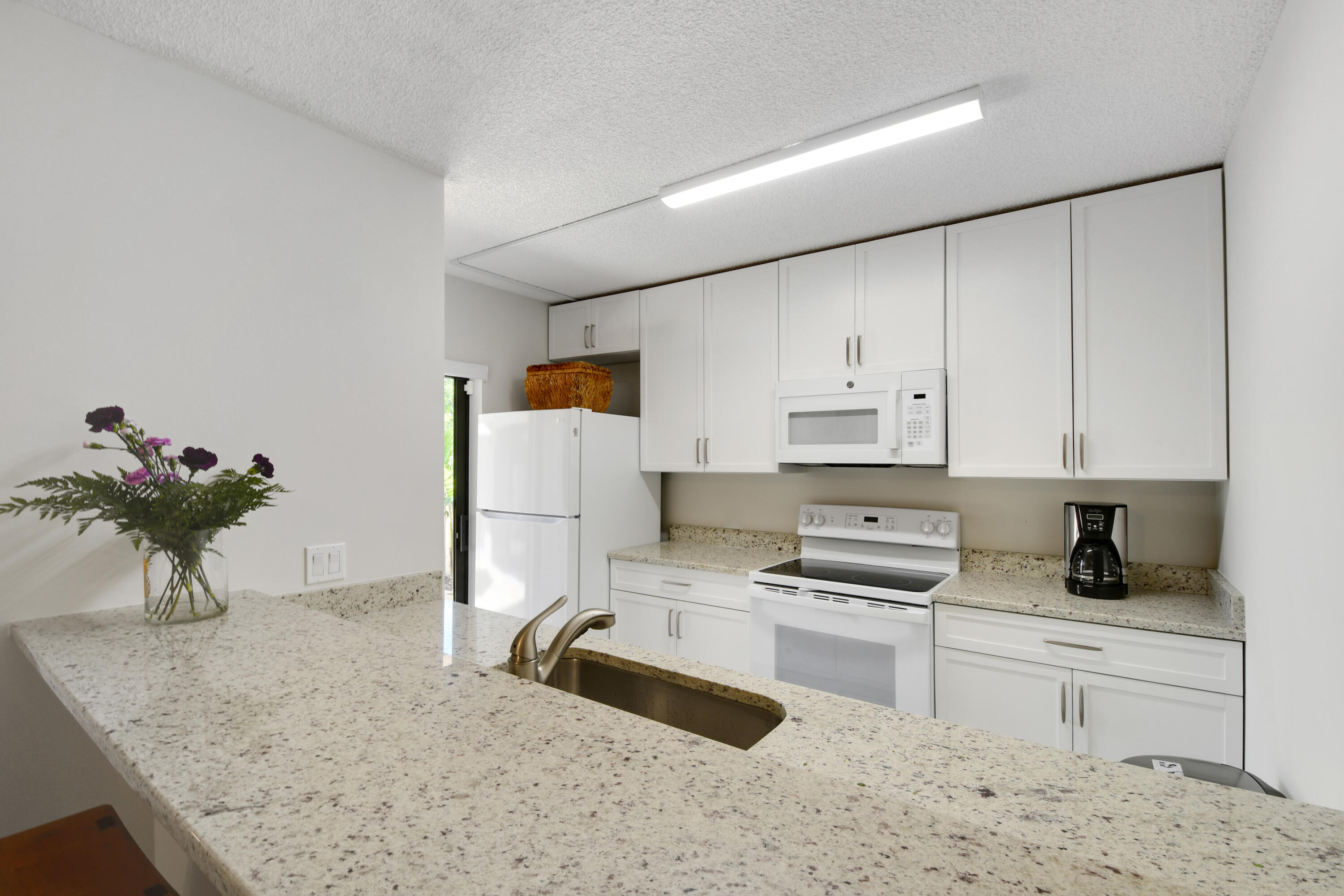 1603 16th Court Jupiter, FL 33477 - Photo 7 of 31 DSC_9660