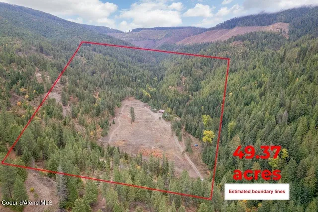 $675,000 | 20308 East Canary Creek Road, Cataldo, ID 83810