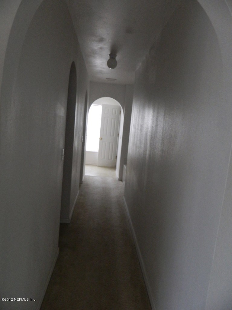 4137 Clearbrook Cove Road Jacksonville, FL 32218 - Photo 4 of 7 CLEAR-HALL TO MASTER BATH