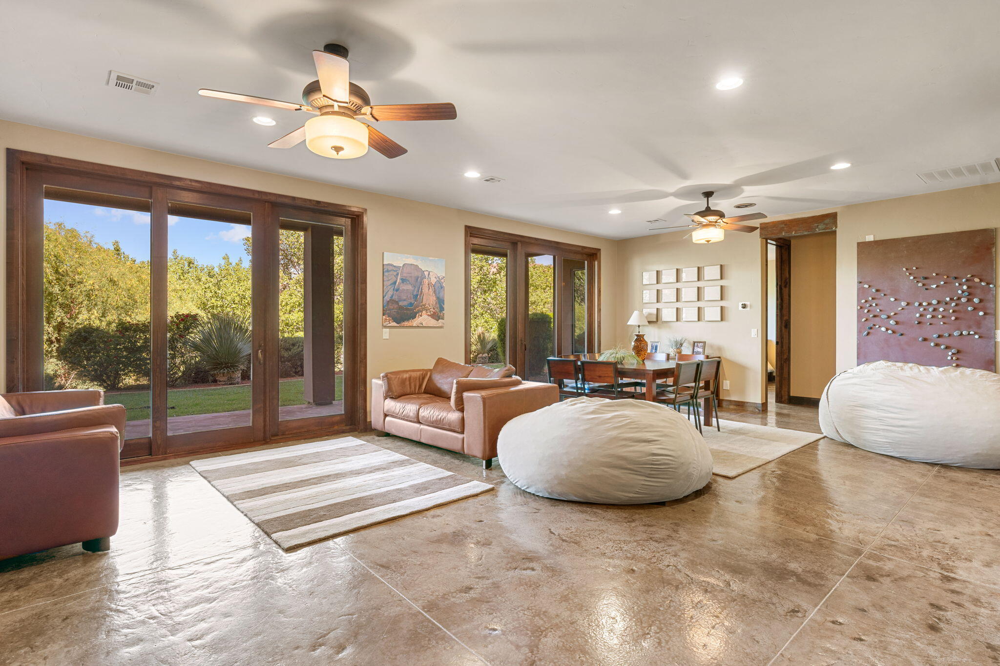 3052 Snow Canyon Parkway, Unit 98 St. George, UT 84770 - Photo 46 of 70 Family Room & Patio with Views