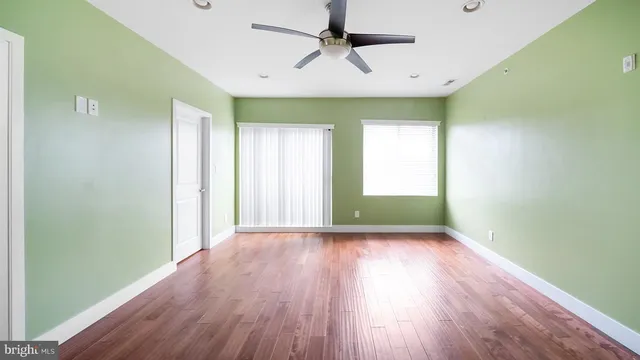 $329,000 | 906 North 16th Street, Unit 3R, Philadelphia, PA 19130