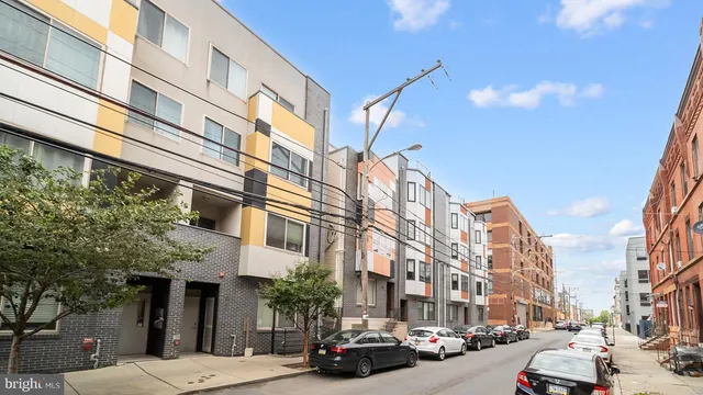 $329,000 | 906 North 16th Street, Unit 3R, Philadelphia, PA 19130