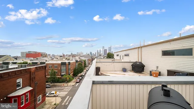 $329,000 | 906 North 16th Street, Unit 3R, Philadelphia, PA 19130