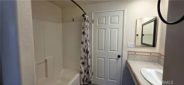 $3,000 | 129 Sunridge Way, Redlands, CA 92373