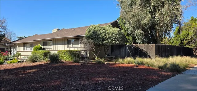 $3,000 | 129 Sunridge Way, Redlands, CA 92373