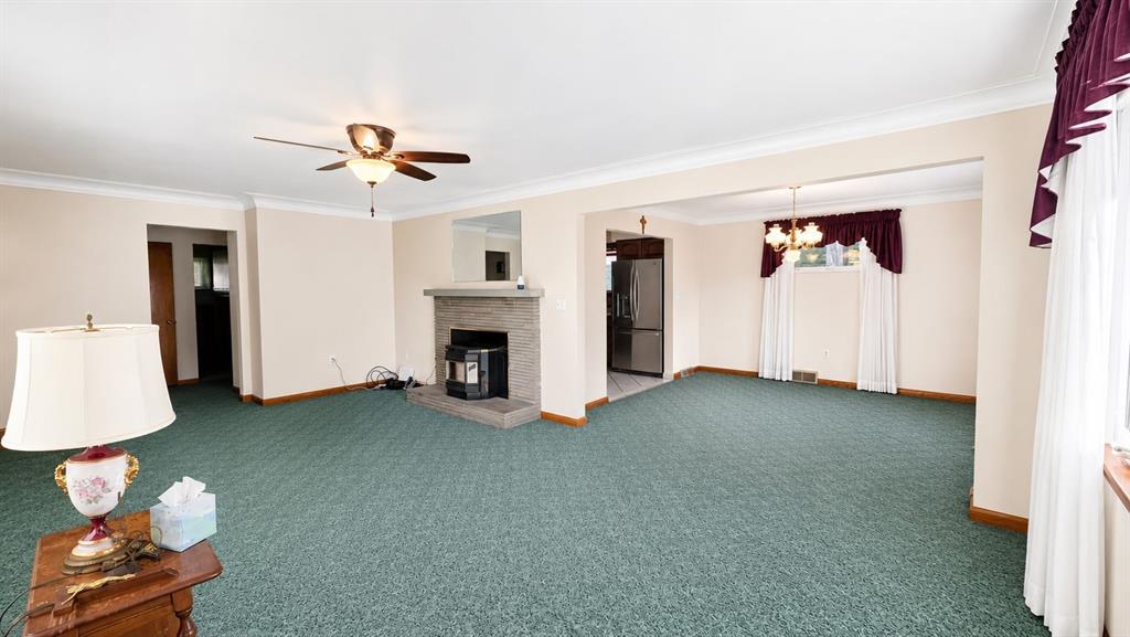 377 Orr Avenue Apollo, PA 15613 - Photo 3 of 17