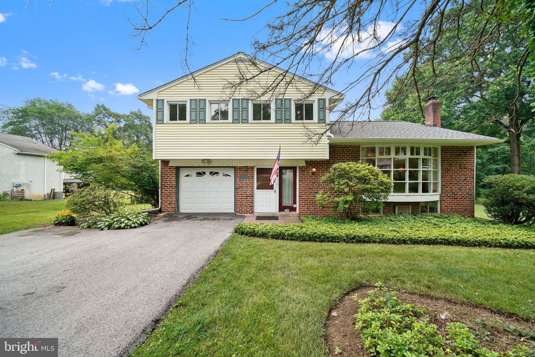 172 Mansion Road Newtown Square, PA 19073 - Photo 1 of 36 Front