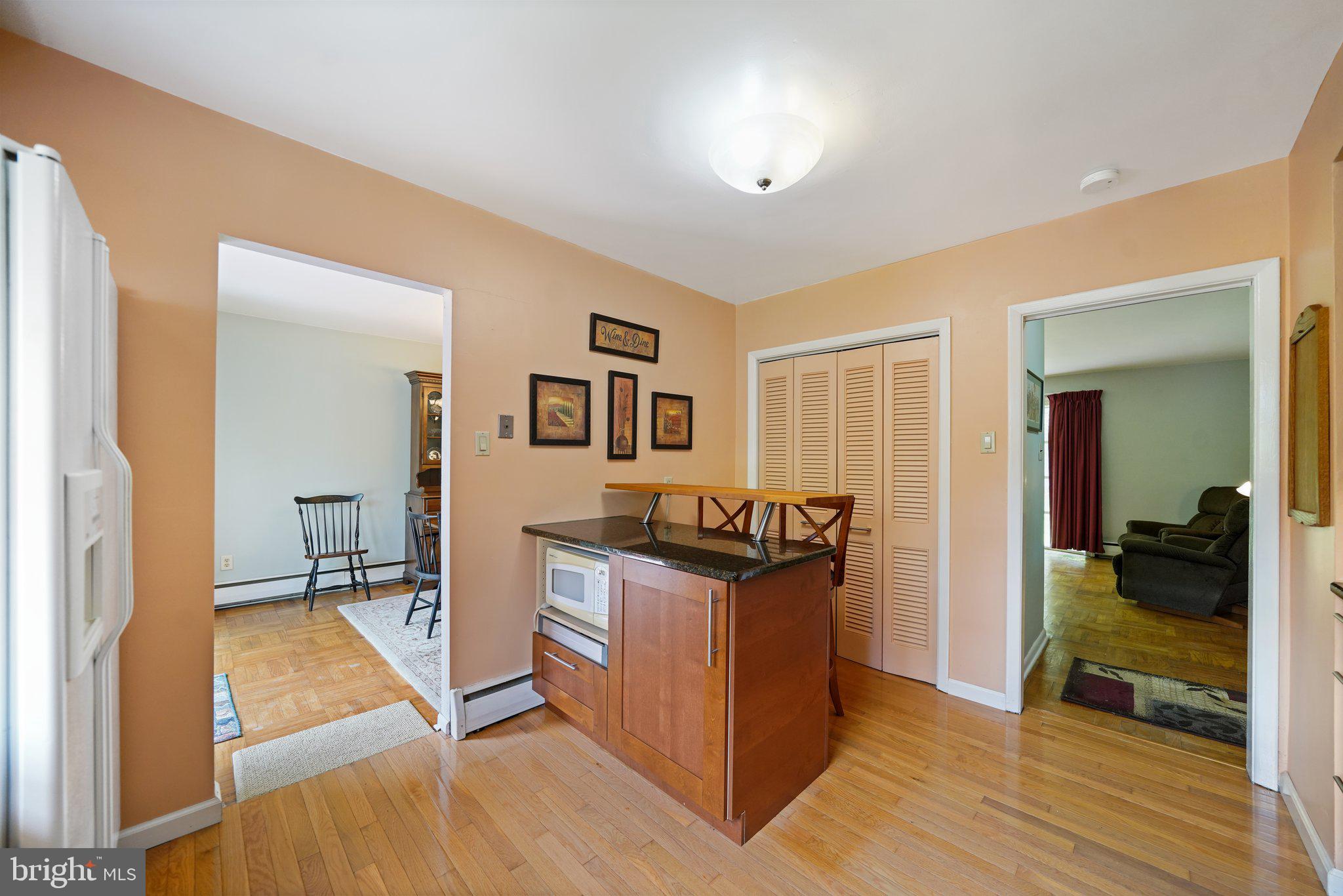 172 Mansion Road Newtown Square, PA 19073 - Photo 9 of 36 Kitchen