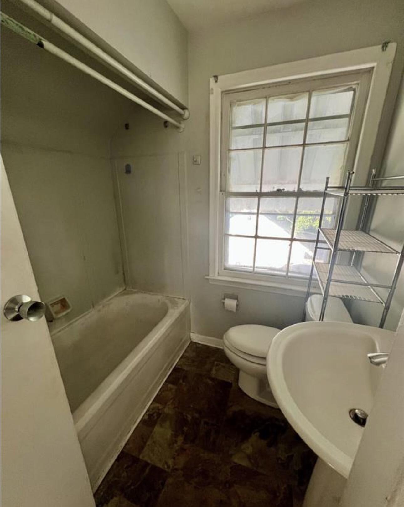 2313 Joliet Street Flint, MI 48504 - Photo 11 of 11 IMG_4995