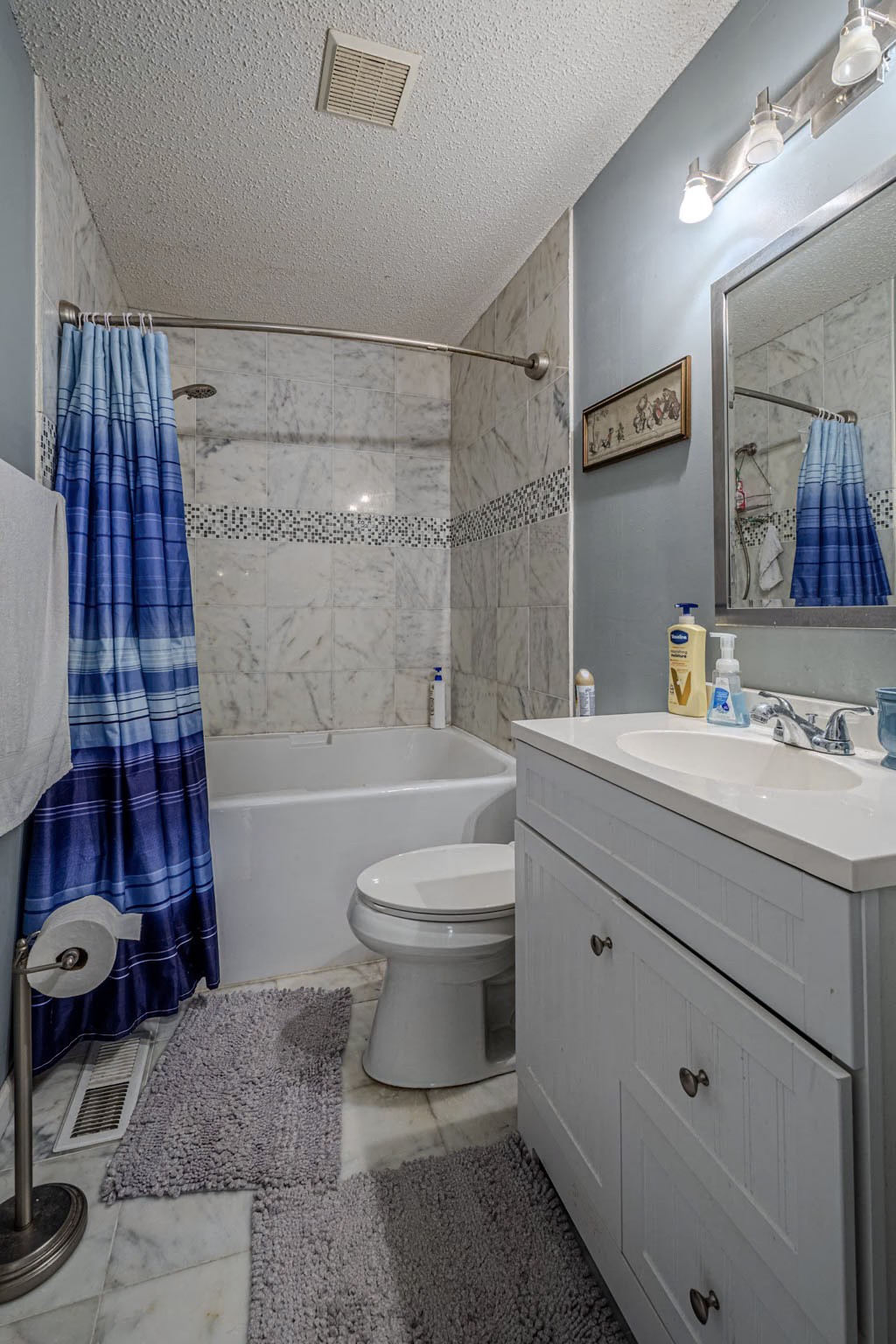 25230 Union Hill Road Ardmore, TN 38449 - Photo 39 of 55 a bathroom with a sink toilet and shower