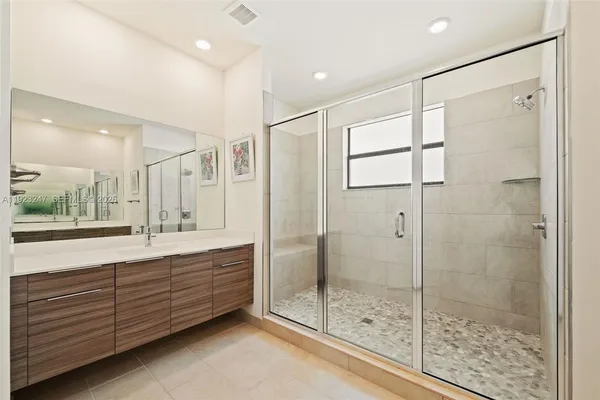 $5,800 | 16060 Northwest 89th Court, Miami Lakes, FL 33018