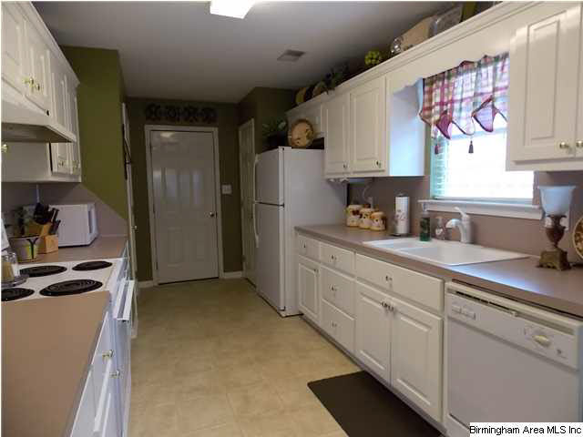 305 St Charles Way Helena, AL 35080 - Photo 10 of 24