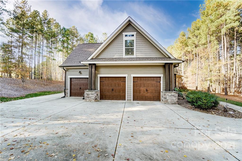 158 Silver Falls Road Troutman, NC 28166 - Photo 3 of 31 Gallery Image 3