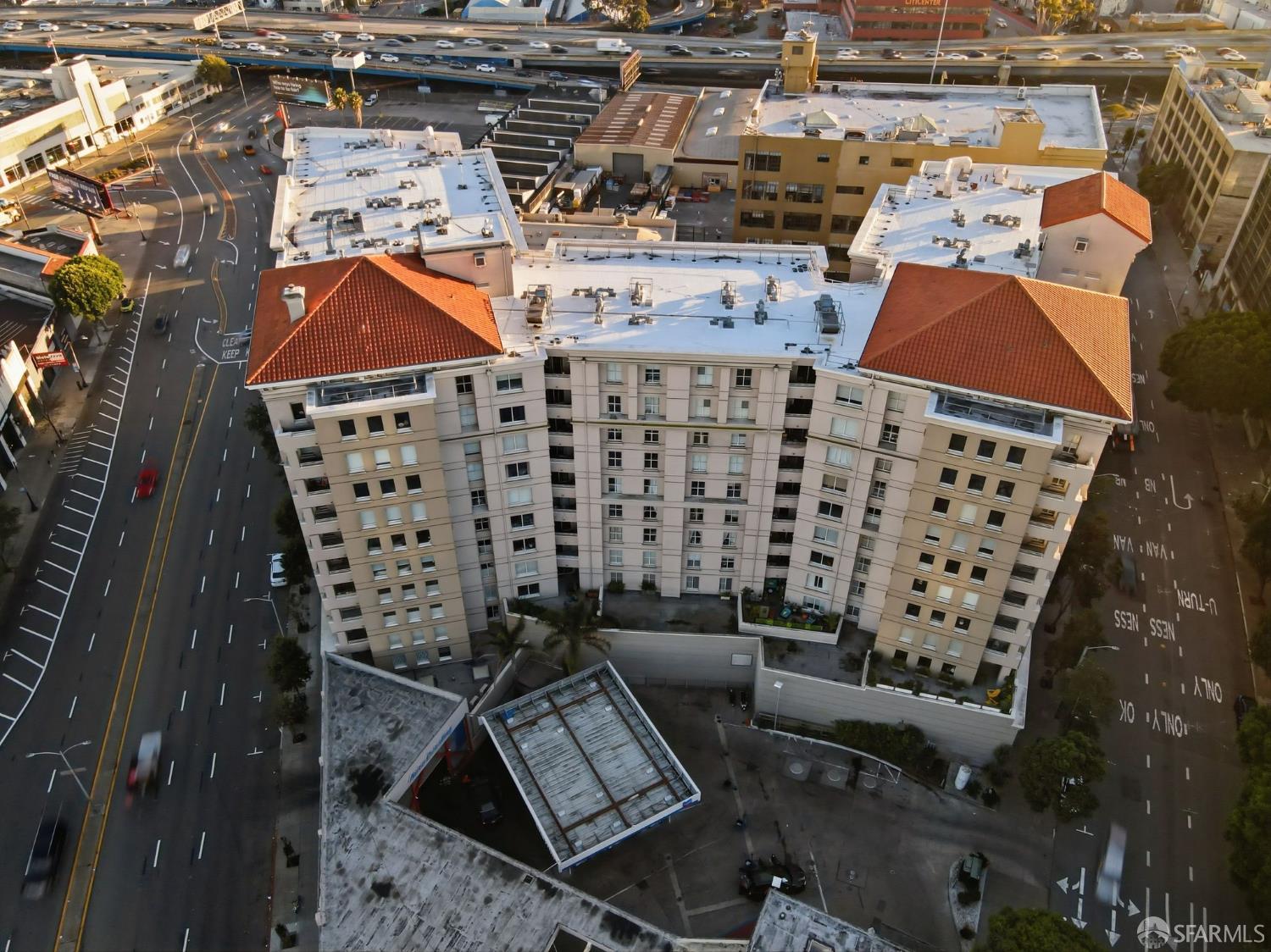 140 South Van Ness Avenue, Unit 417 San Francisco, CA 94103 - Photo 54 of 60