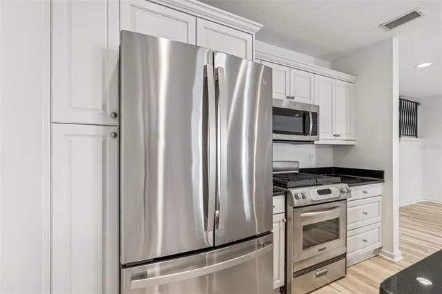 $965,000 | 1685 Laurel Street, Unit 3, Sarasota, FL 34236