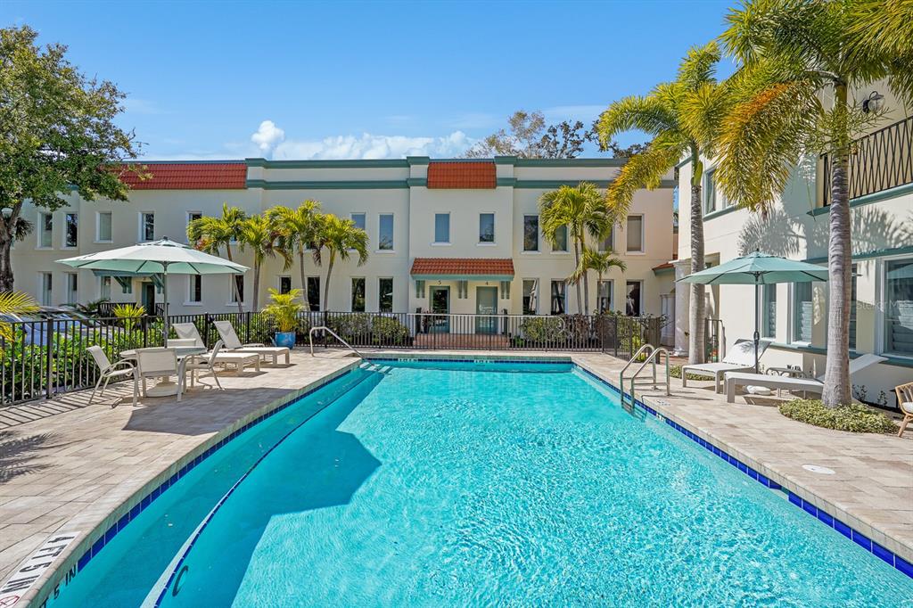 1685 Laurel Street, Unit 3 Sarasota, FL 34236 - Photo 2 of 69