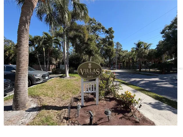 $965,000 | 1685 Laurel Street, Unit 3, Sarasota, FL 34236
