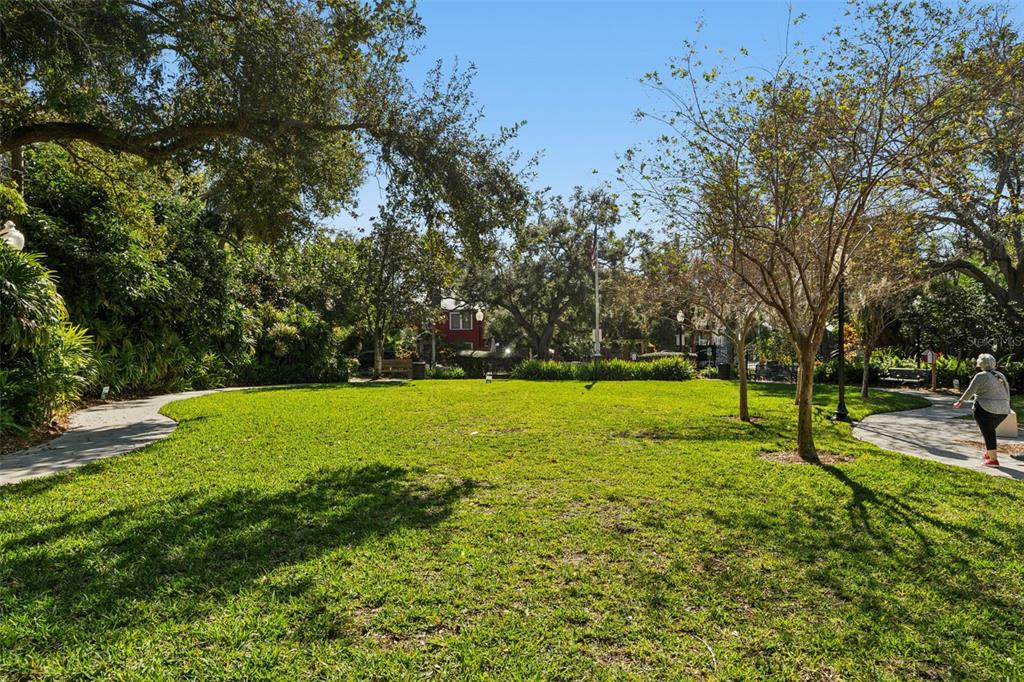 1685 Laurel Street, Unit 3 Sarasota, FL 34236 - Photo 58 of 69