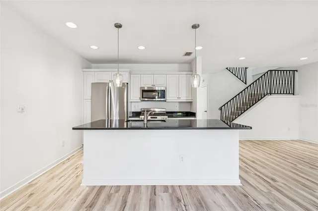 $965,000 | 1685 Laurel Street, Unit 3, Sarasota, FL 34236