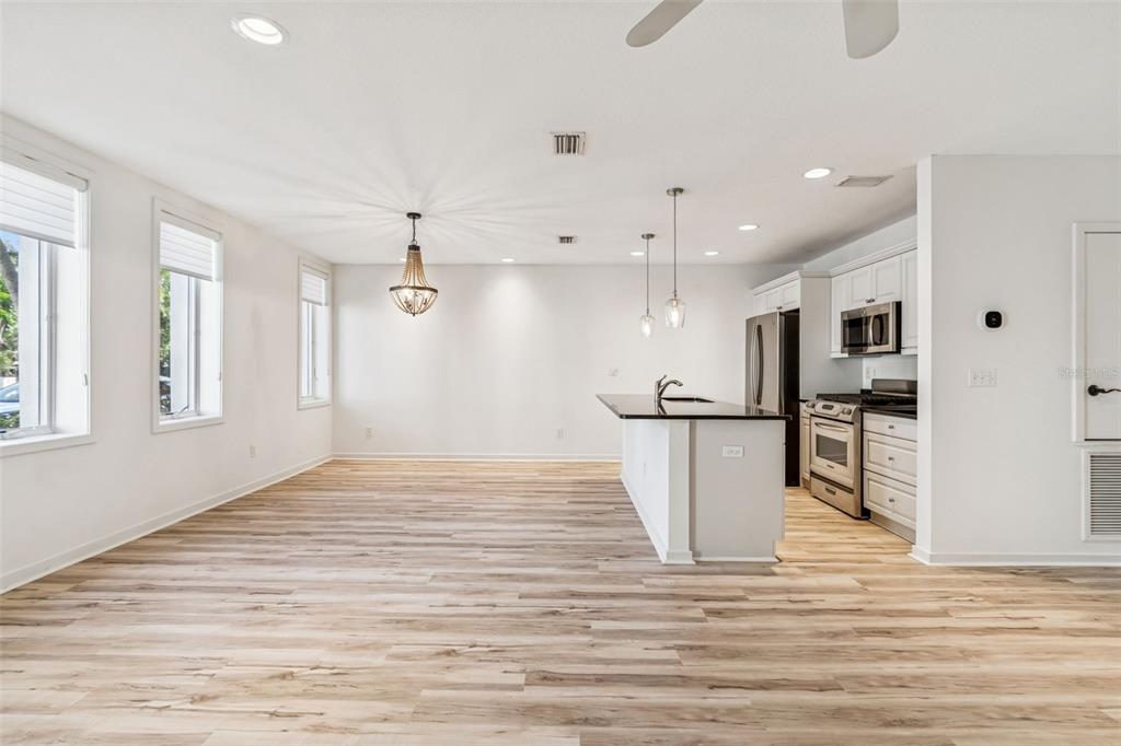 1685 Laurel Street, Unit 3 Sarasota, FL 34236 - Photo 10 of 69