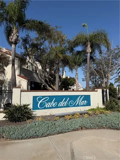 $690,000 | 17202 Corbina Lane, Unit 102, Huntington Beach, CA 92649