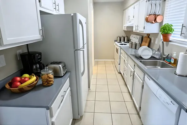 $1,350 | 725 West 1st Avenue, Unit 102, Mesa, AZ 85210