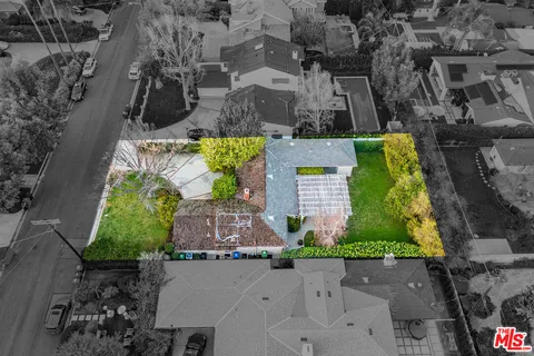 $1,569,000 | 5102 Gaviota Avenue, Encino, CA 91436