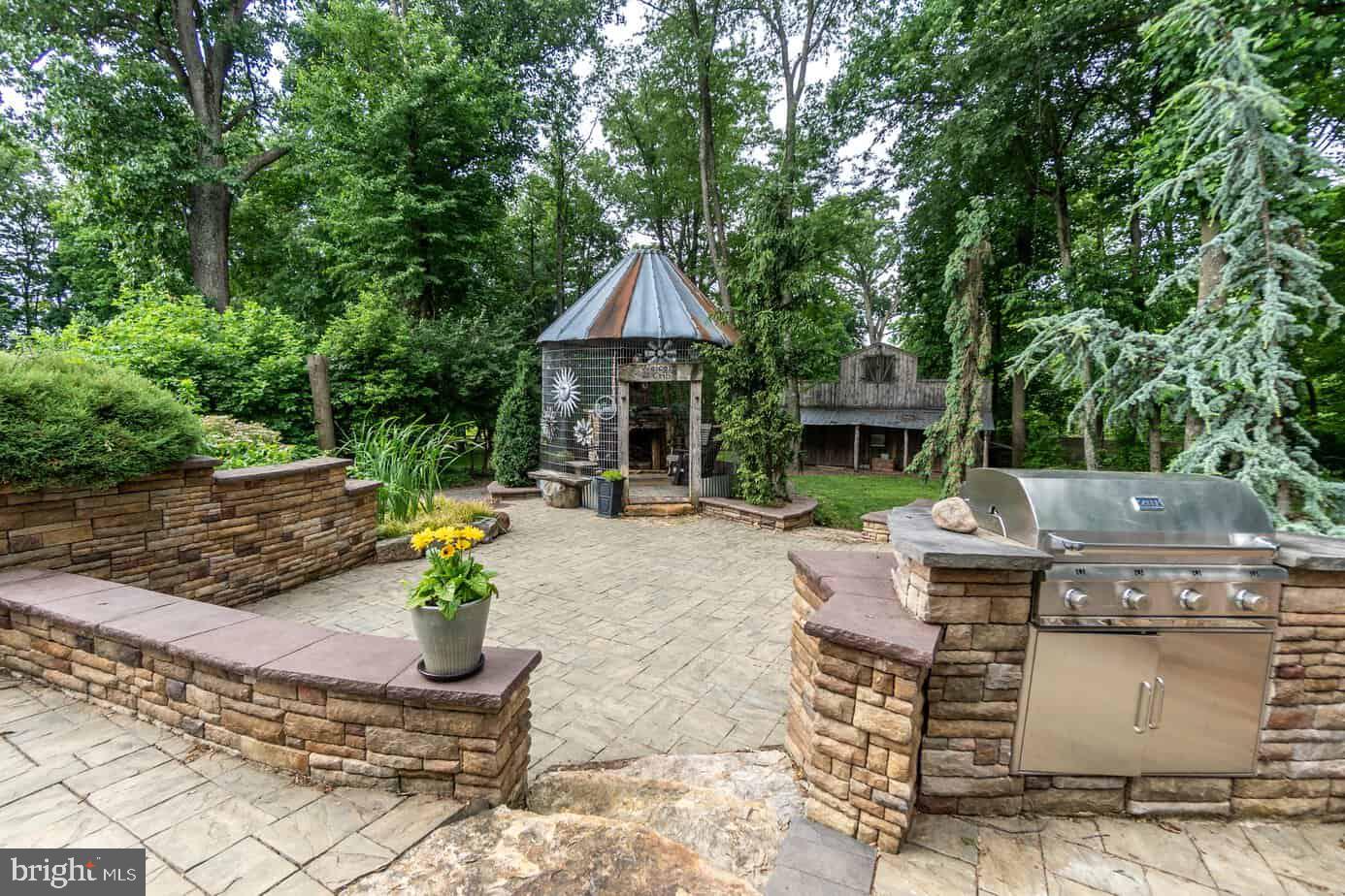 15214 Old Hanover Road Upperco, MD 21155 - Photo 42 of 46 Patio / Grill