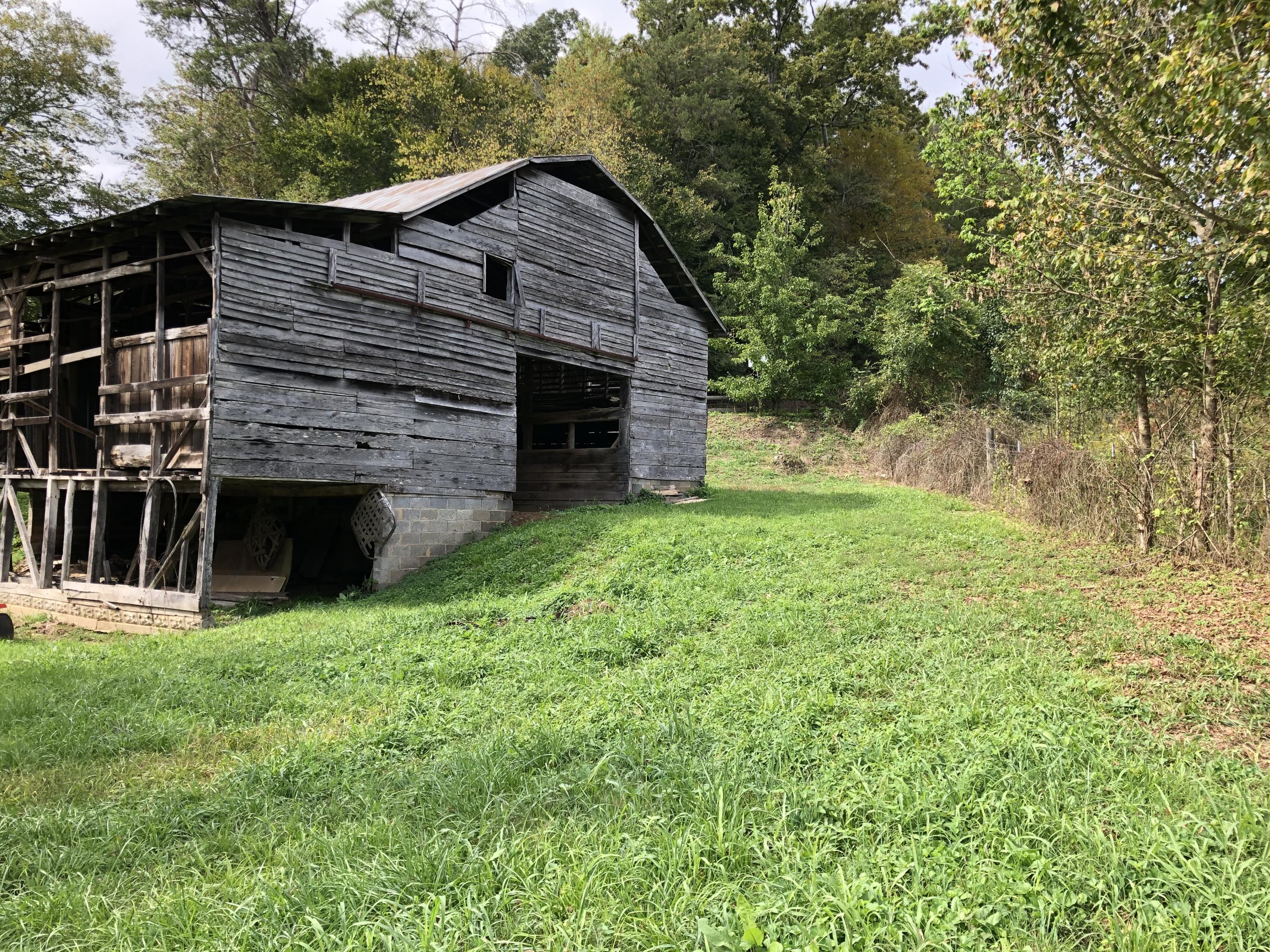 10929 Fairview Road Duffield, VA 24244 - Photo 9 of 52 Photo Sep 27, 2 28 35 PM