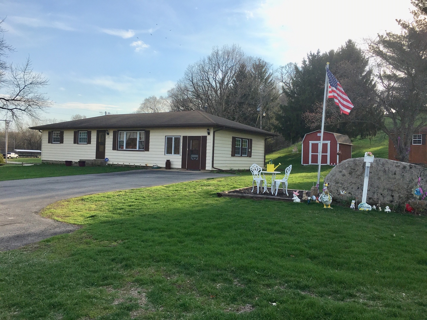 3495 East 2056th Road Wedron, IL 61350 - Photo 1 of 28