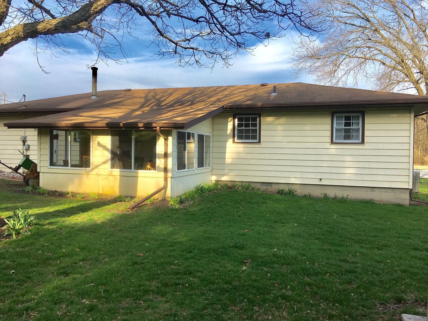 3495 East 2056th Road Wedron, IL 61350 - Photo 8 of 28