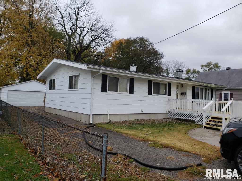 2118 Cincinnati Avenue Springfield, IL 62702 - Photo 3 of 14