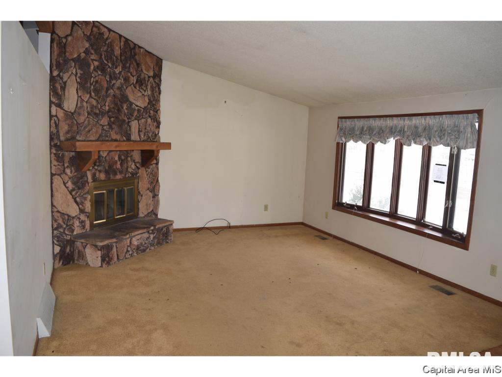 2118 Cincinnati Avenue Springfield, IL 62702 - Photo 7 of 14