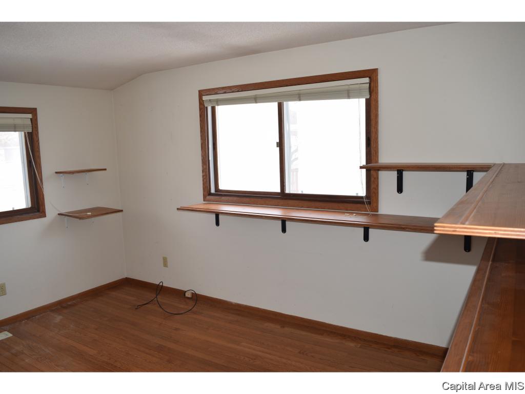 2118 Cincinnati Avenue Springfield, IL 62702 - Photo 10 of 14