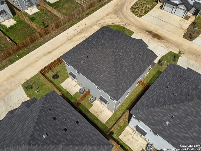 $1,560 | 8030 Dial Ike Drive, Unit 14 402, San Antonio, TX 78218