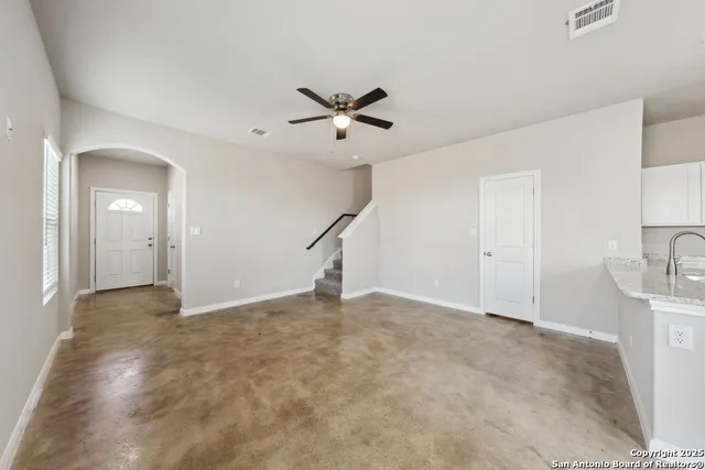 $1,560 | 8030 Dial Ike Drive, Unit 14 402, San Antonio, TX 78218