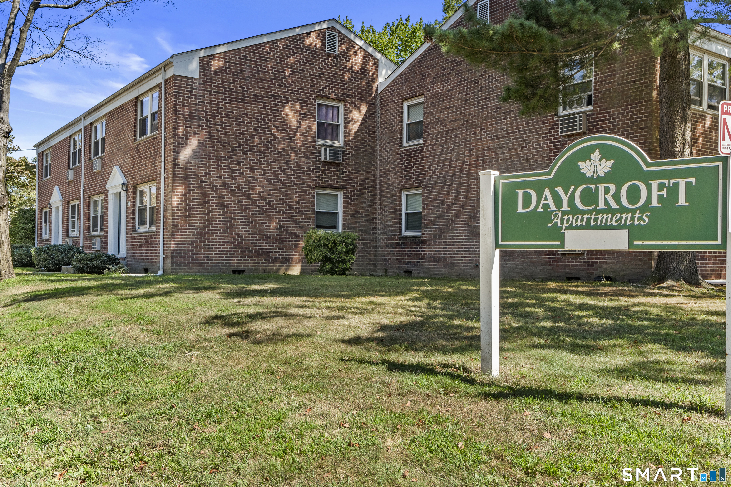 56 Blachley Road, Unit B Stamford, CT 06902 - Photo 13 of 26 Gallery Image 13
