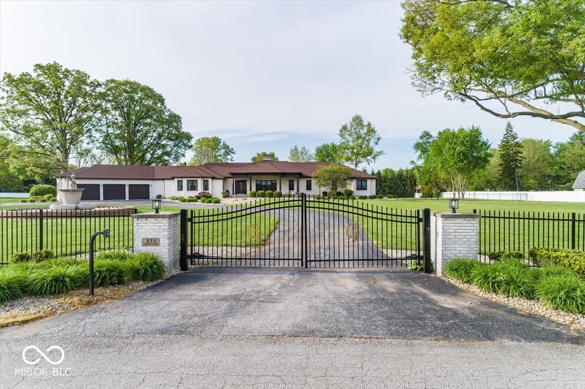 333 Jordan Road Indianapolis, IN 46217 - Photo 19 of 49