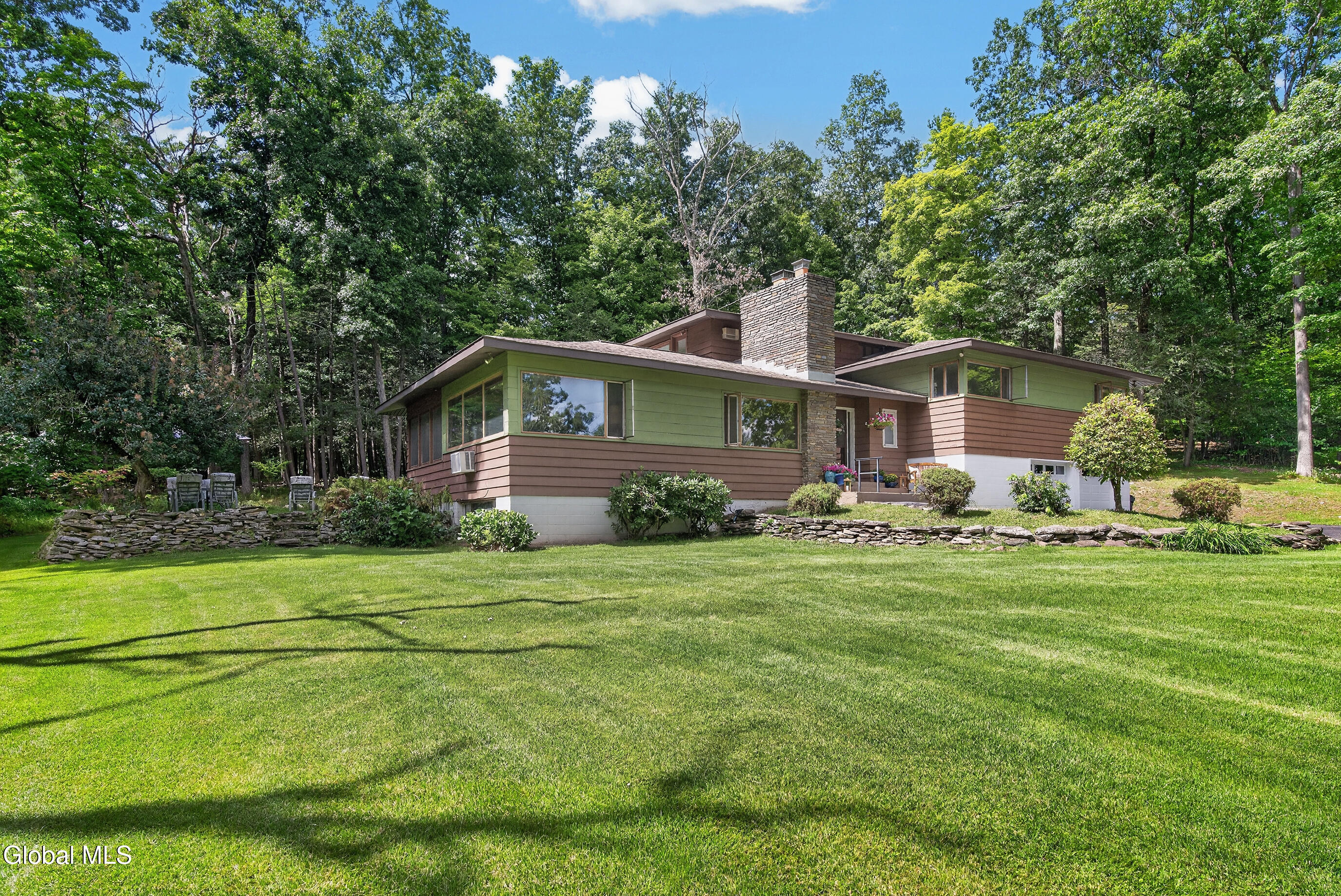 303 Terrace Road Rotterdam, NY 12306 - Photo 2 of 117 003-303-Terrace-Road-Rotterdam-NY-12306