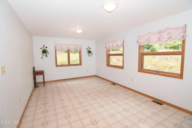 $424,900 | 39 Austin Pond Road, Johnsburg, NY 12853