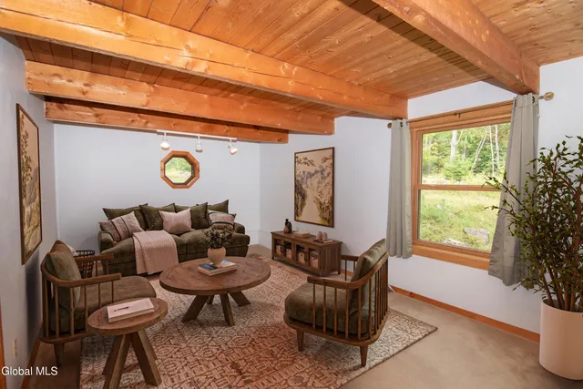 $424,900 | 39 Austin Pond Road, Johnsburg, NY 12853