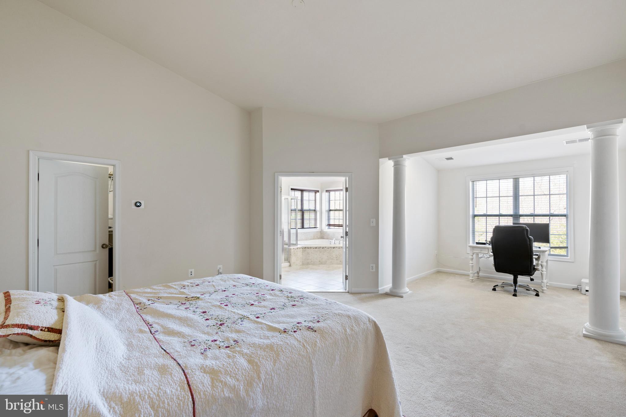 43245 Mitcham Square Ashburn, VA 20148 - Photo 14 of 23