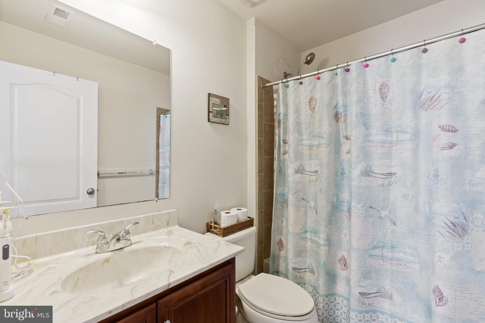 43245 Mitcham Square Ashburn, VA 20148 - Photo 19 of 23