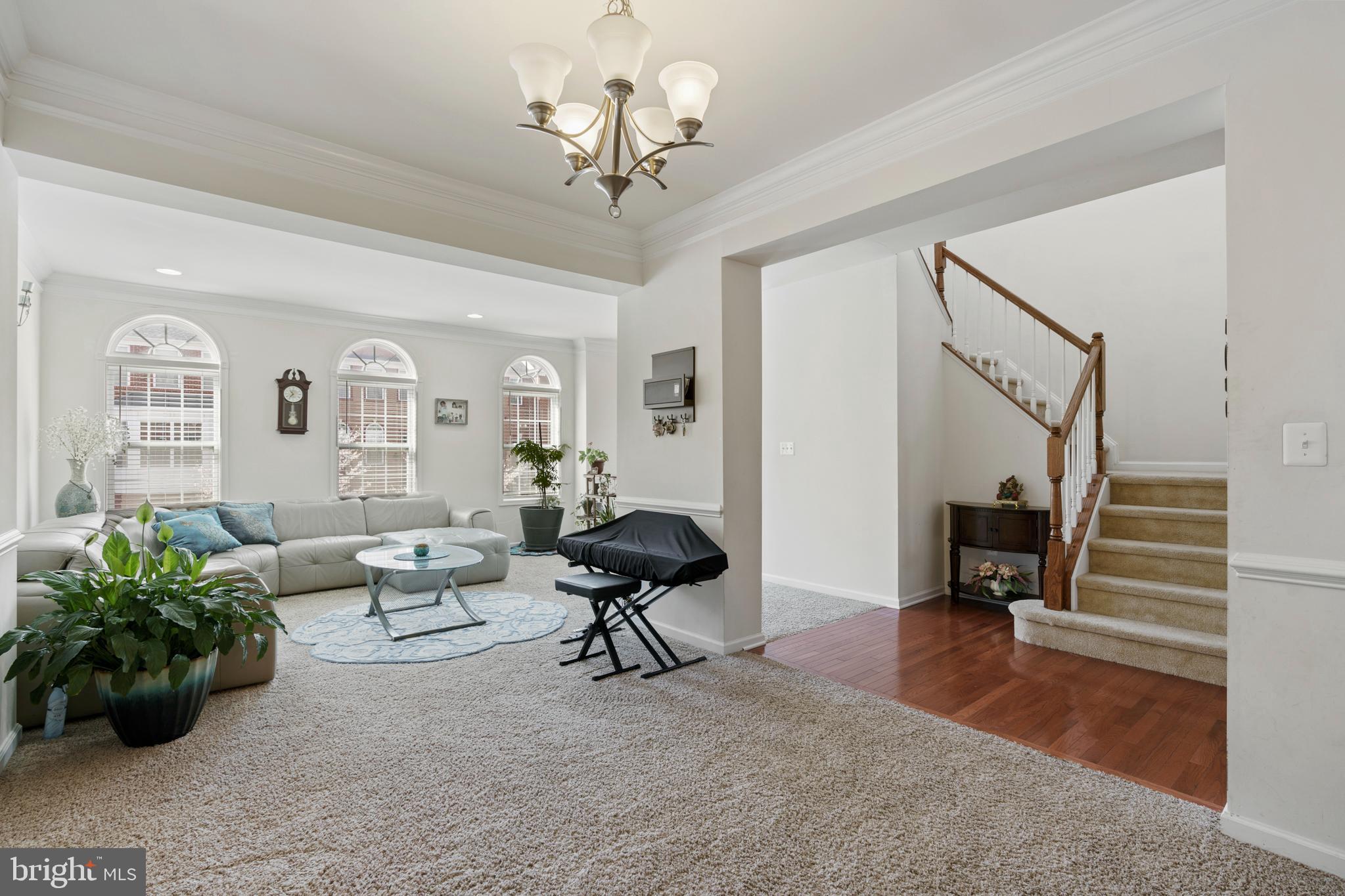 43245 Mitcham Square Ashburn, VA 20148 - Photo 3 of 23