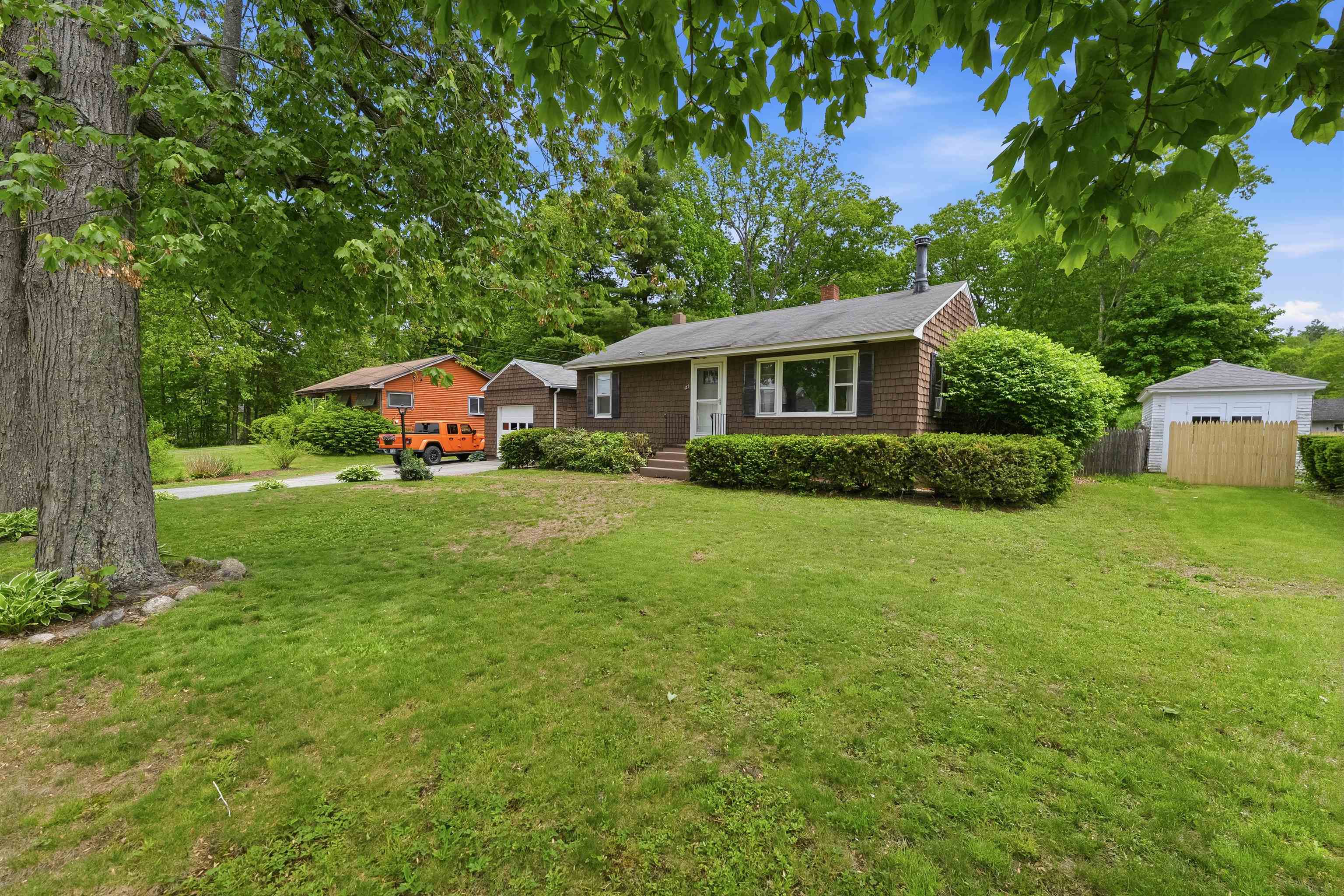127 Franklin Street Rochester, NH 03867 - Photo 1 of 23 Gallery Image 1