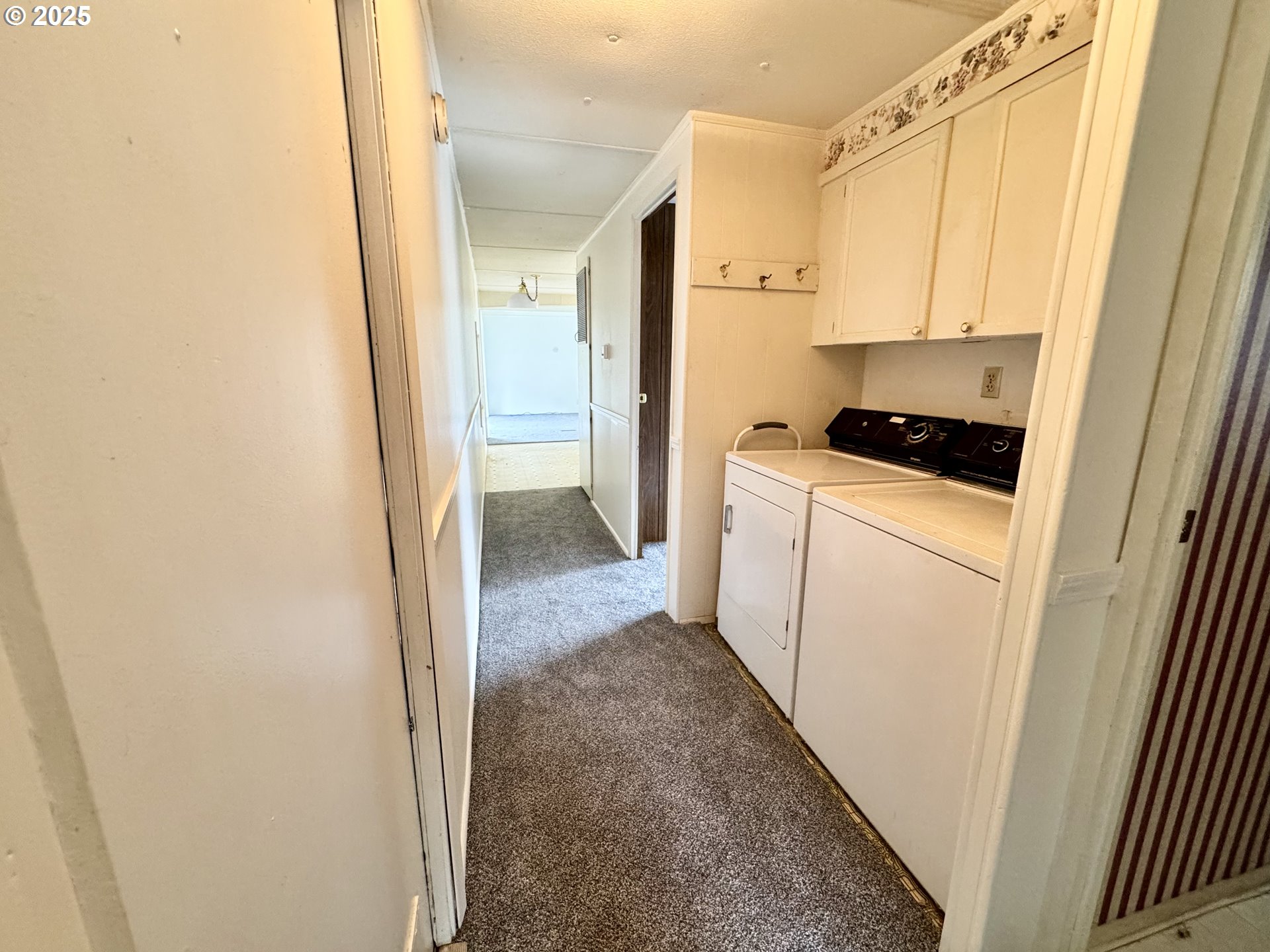 1400 Candlelight Drive, Unit 162 Eugene, OR 97402 - Photo 10 of 16