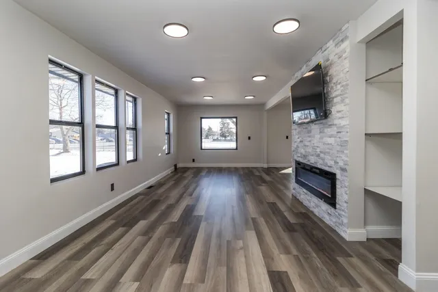 $264,900 | 7604 North 2nd Street, Machesney Park, IL 61115