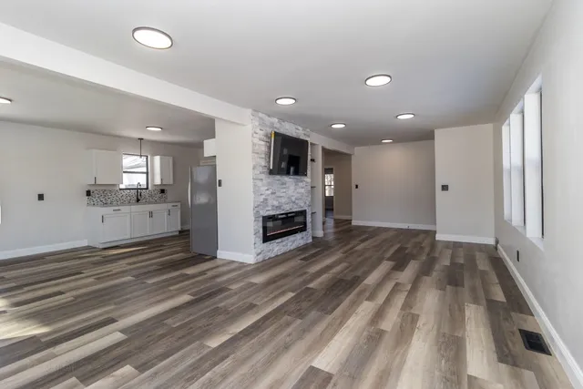 $264,900 | 7604 North 2nd Street, Machesney Park, IL 61115