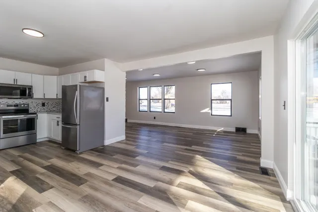 $264,900 | 7604 North 2nd Street, Machesney Park, IL 61115