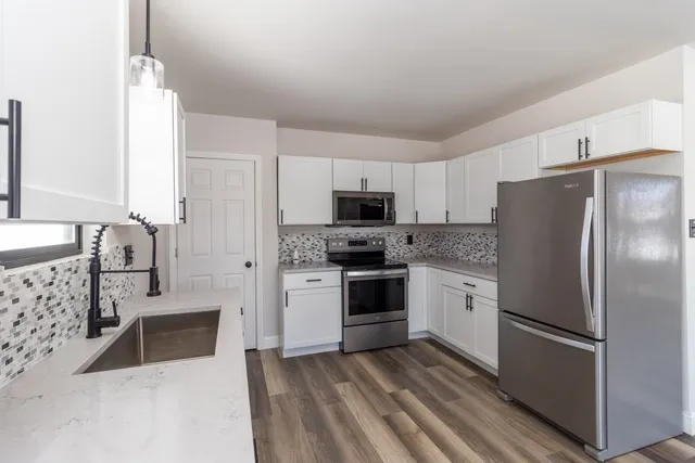 $264,900 | 7604 North 2nd Street, Machesney Park, IL 61115